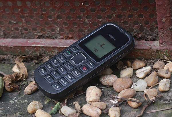 Nokia 1280 sạc mãi không đầy pin